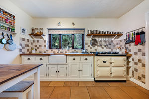 Kitchen - click for photo gallery